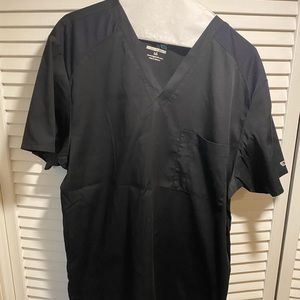 Men’s Edge by IRG scrub sets in black